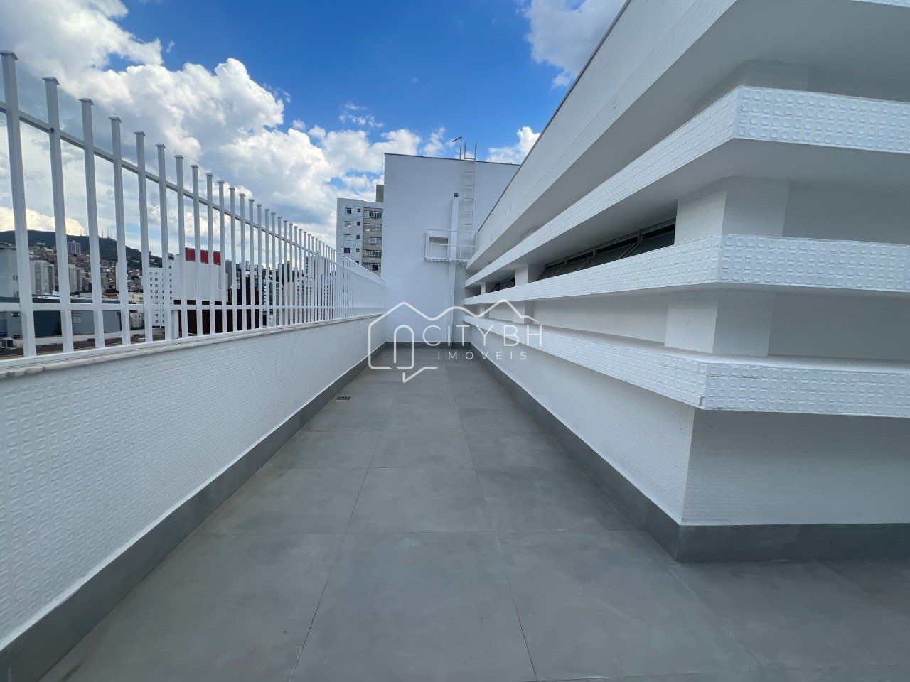 Cobertura no melhor do Luxemburgo: 345m², 4 qts, 2 vgs.