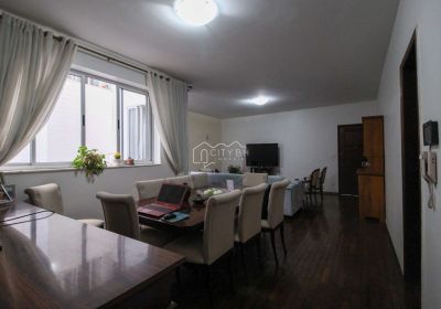 4 quartos, suite, 2 vagas e 159m² no Santo Antônio.