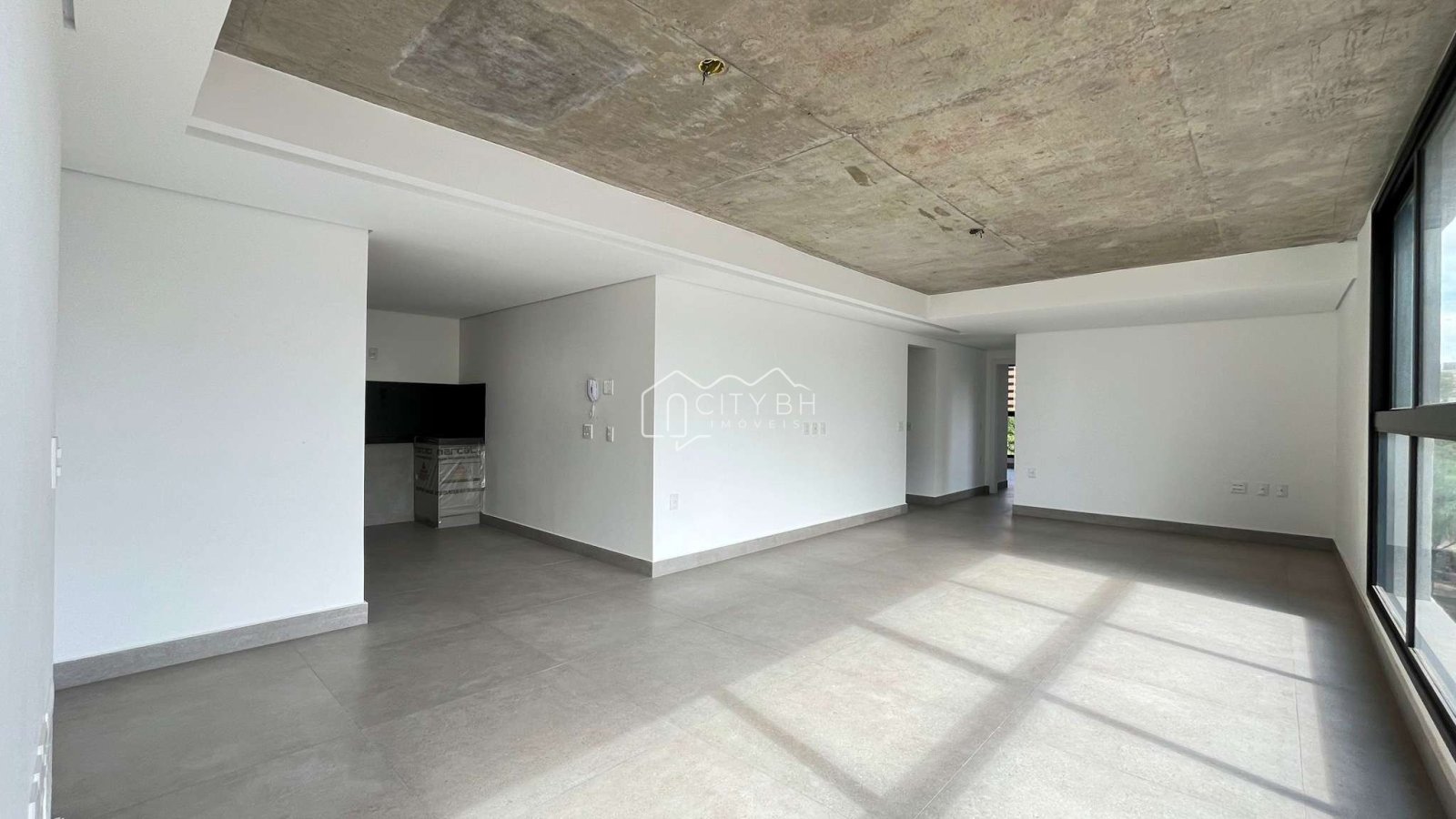 4 quartos impecável em Lourdes, 2 suites, 3 vagas.