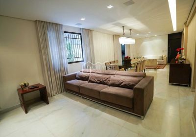 Área privativa em Lourdes, 4 quartos, 3 suites, 4 vagas