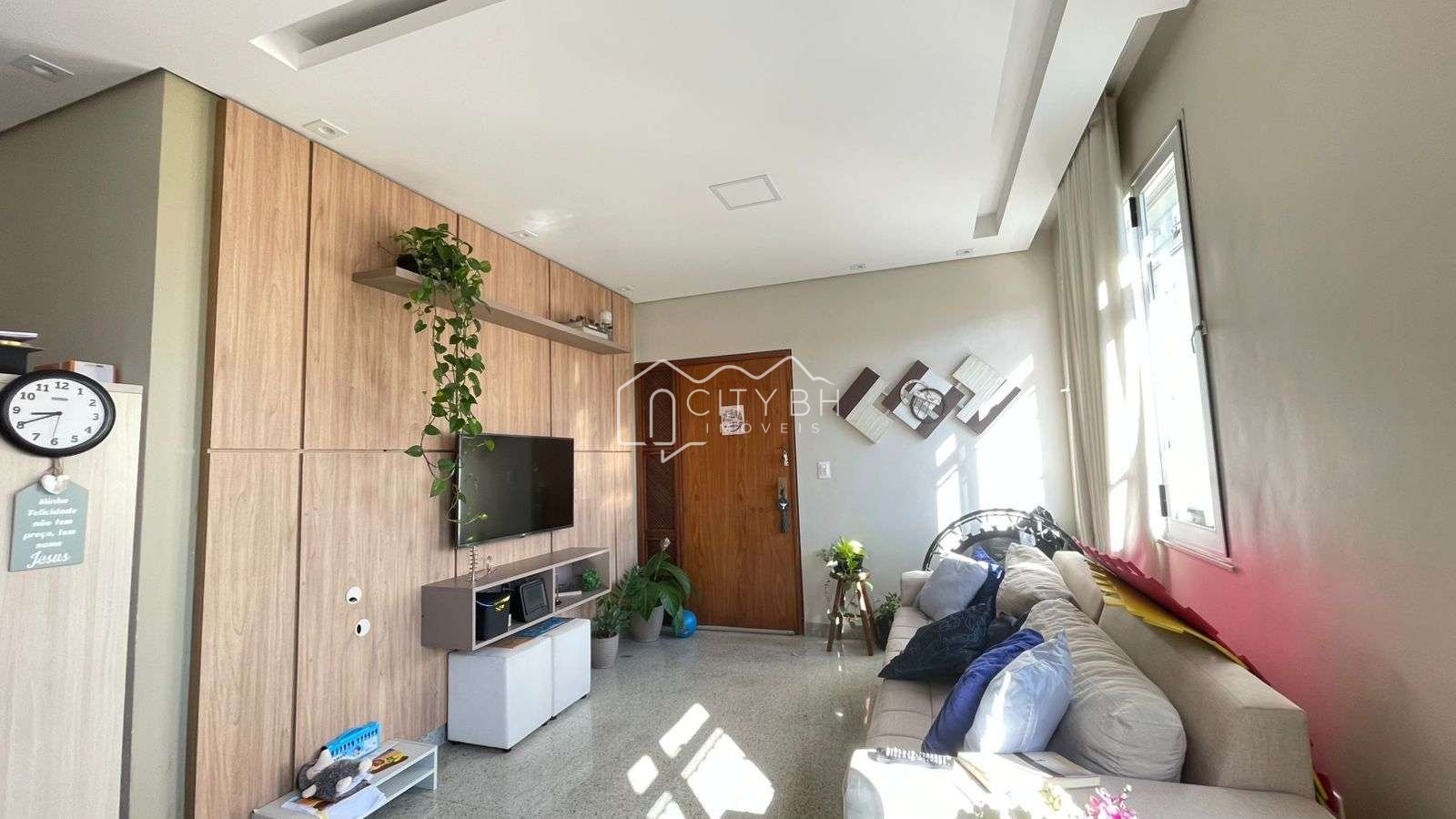 3 quartos, 1 suíte, 1 vaga, 98m² em Lourdes.