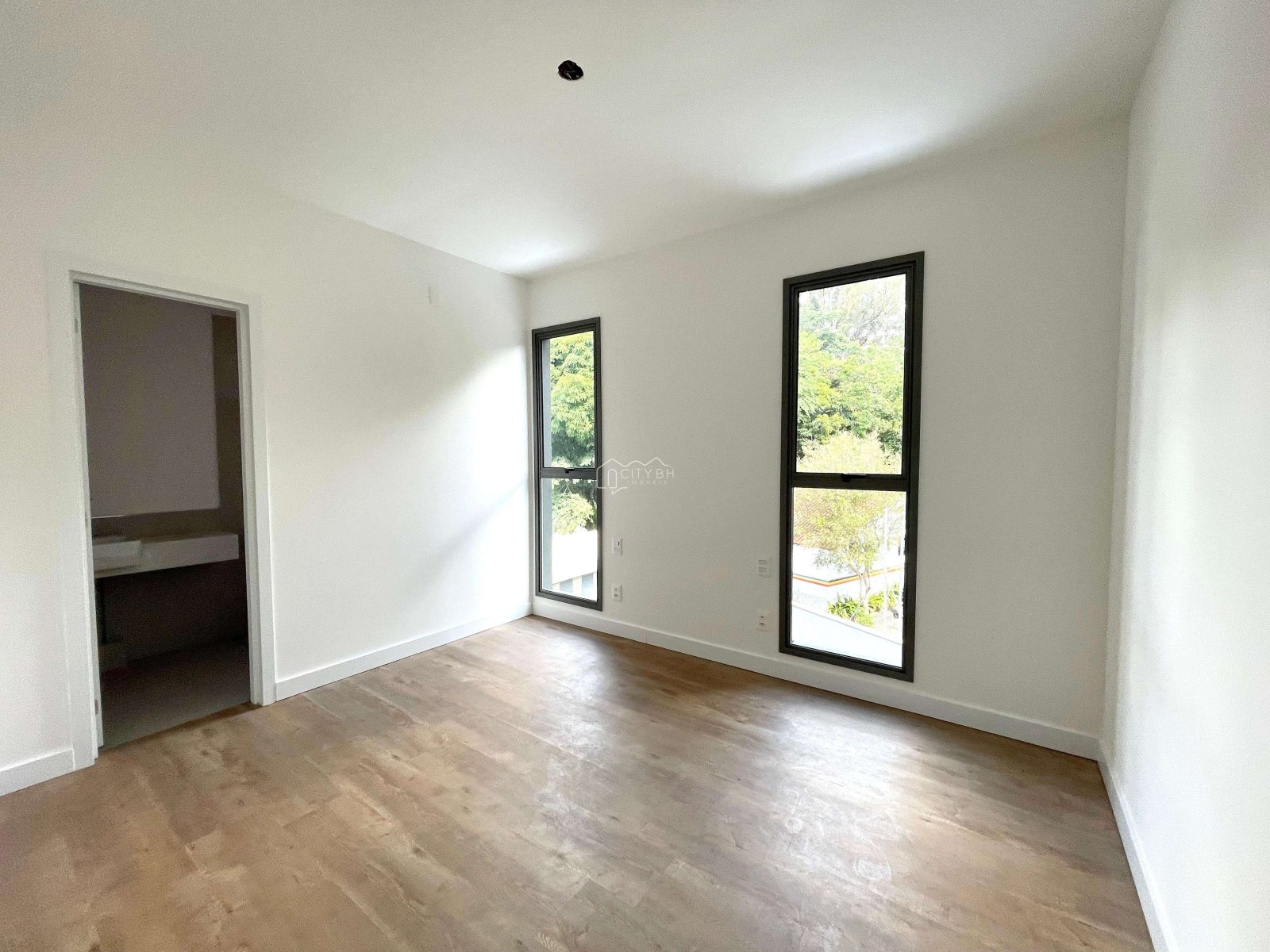 3 quartos, suítes, 2 vagas, 91m² na Serra