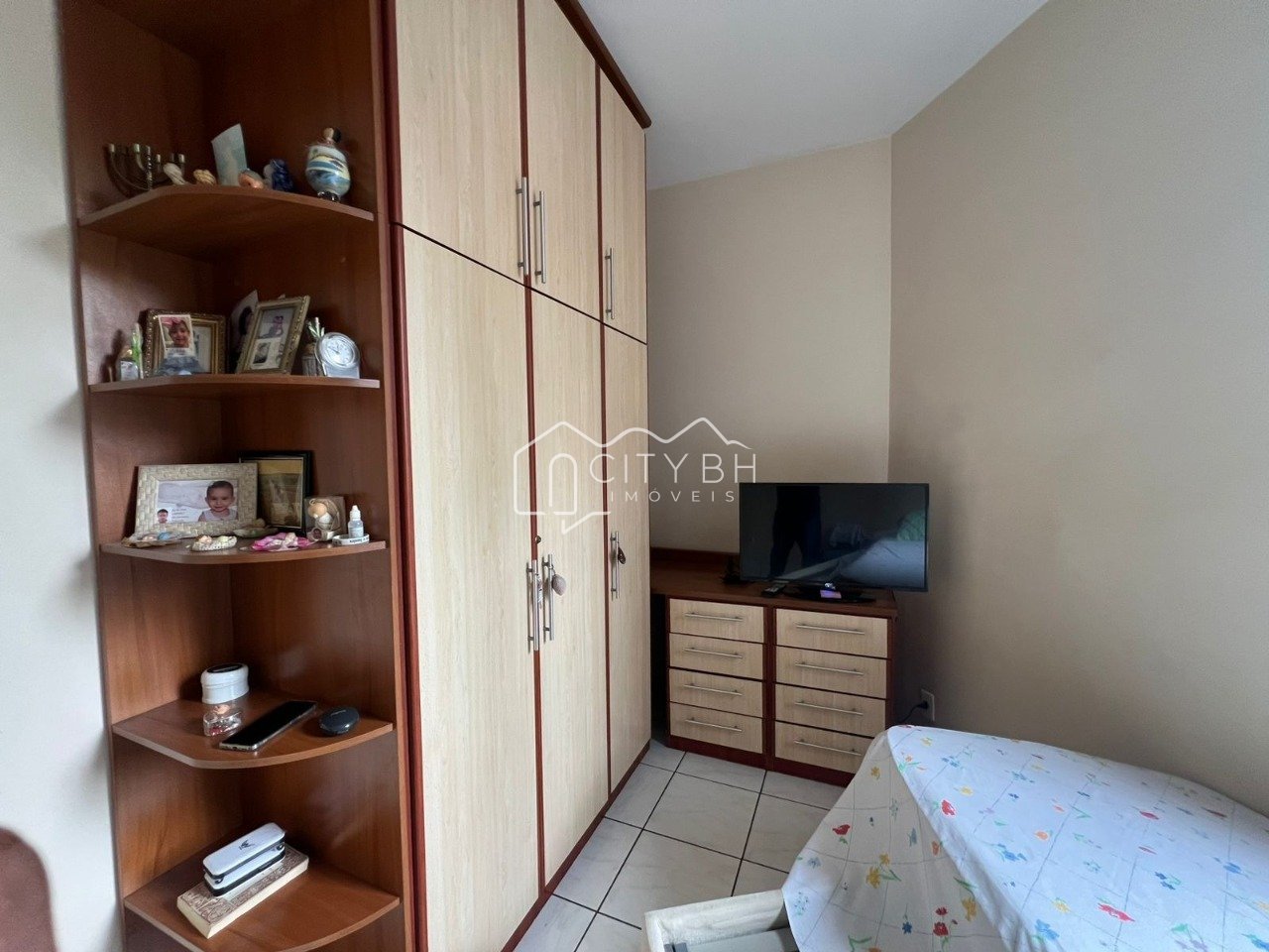Ótimo 3 quartos no Coração de Jesus.