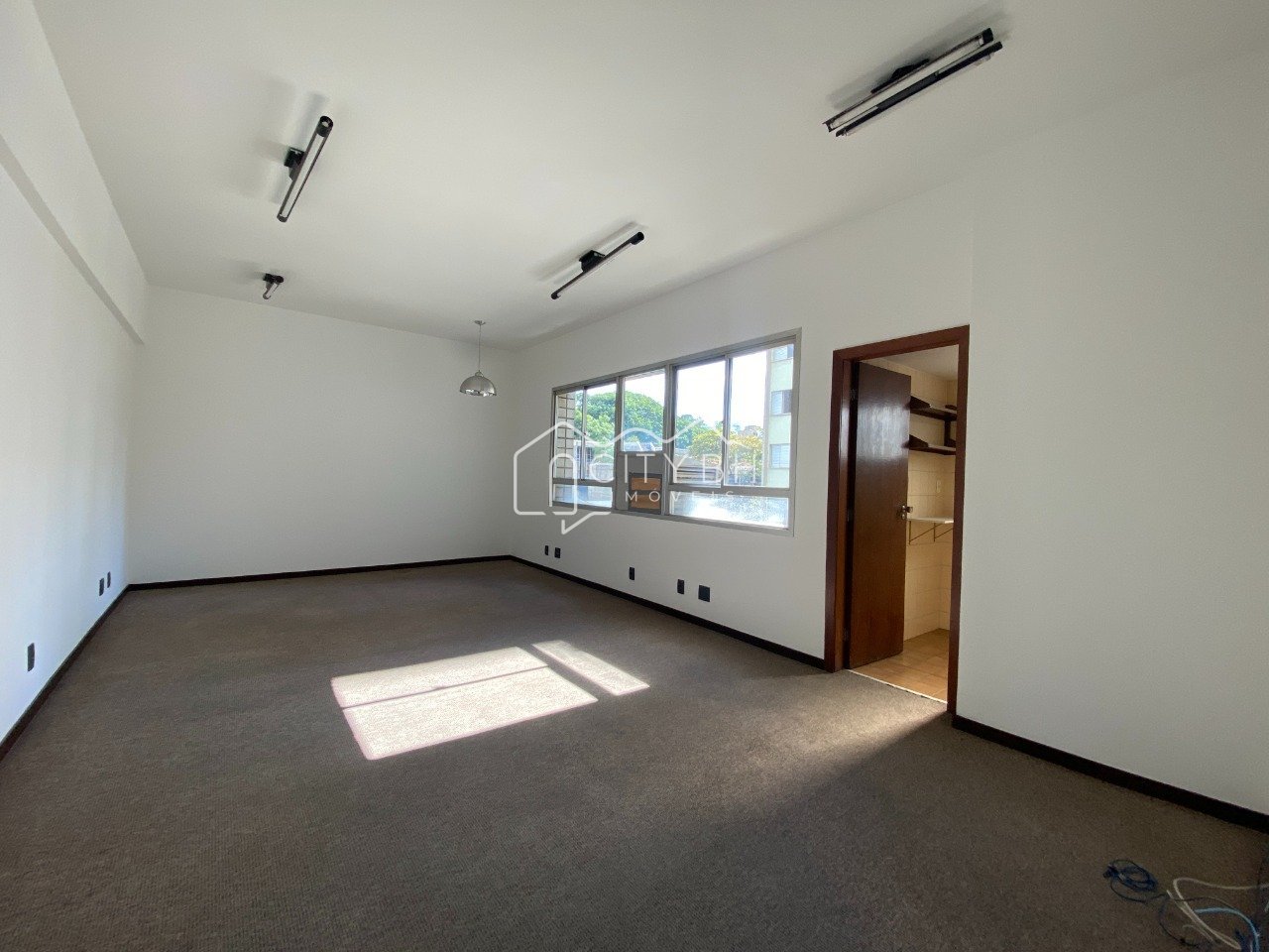 Santo Agostinho, Sala comercial à venda no Edifício Wall Street