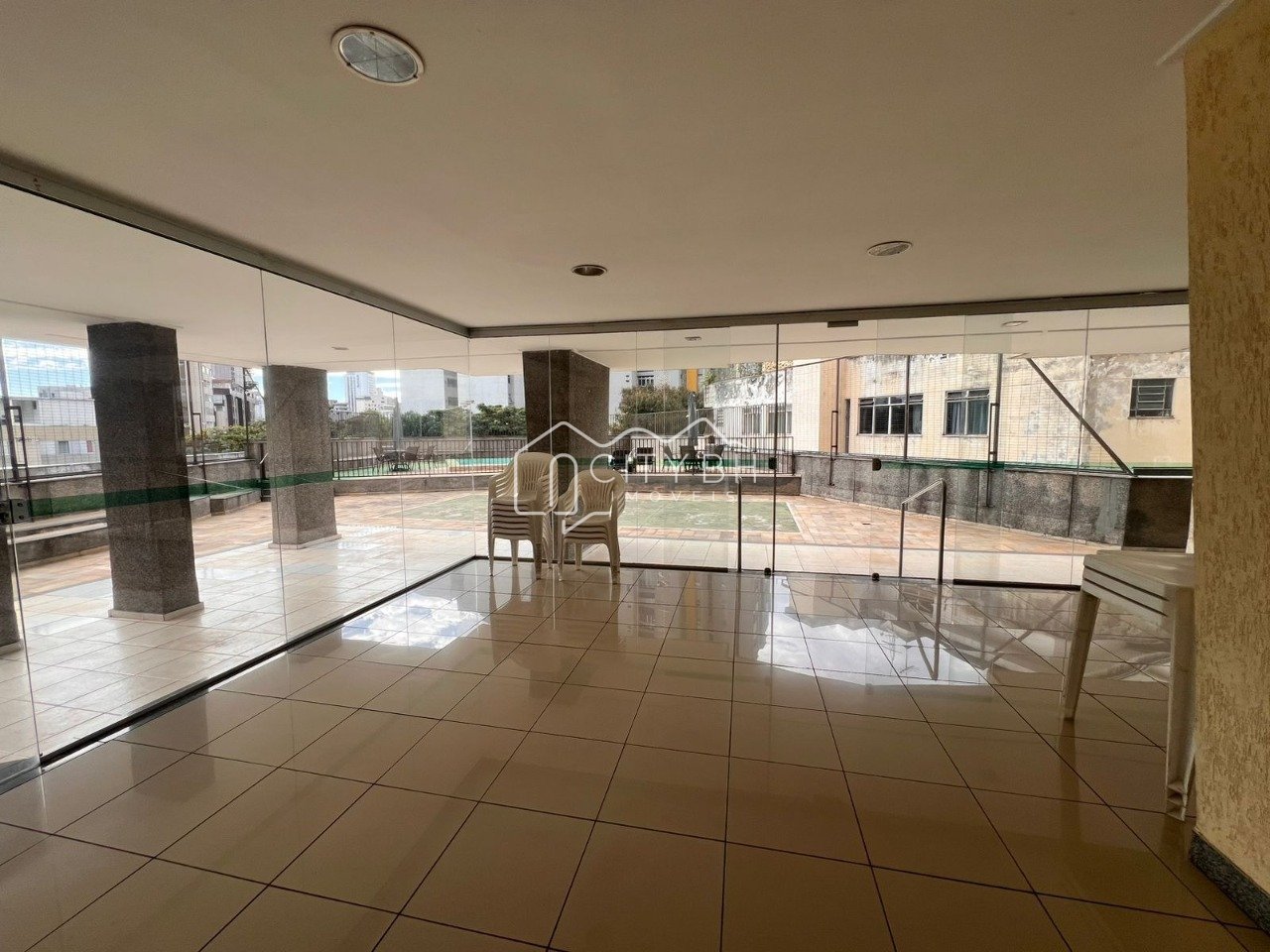 Apartamento de 3 quartos para aluguel no Coração de Jesus.